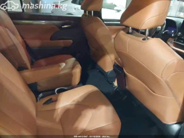 Toyota Highlander IV (U70) 2.5hyb AT 4WD