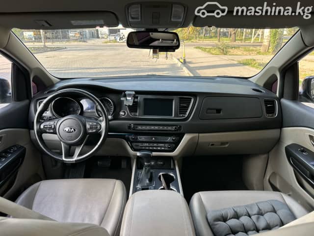 Kia Carnival III 2.2d AT