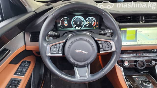 Jaguar XF II 2.0d AT