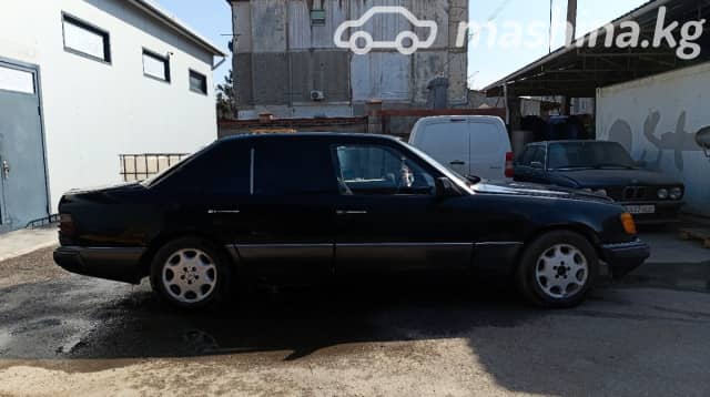 Mercedes-Benz W124 230 2.3 AT
