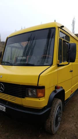 Mercedes-Benz 814