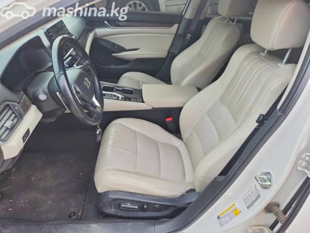 Honda Accord X 1.5 CVT