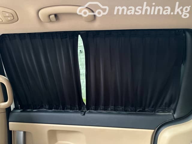 Kia Carnival III 2.2d AT