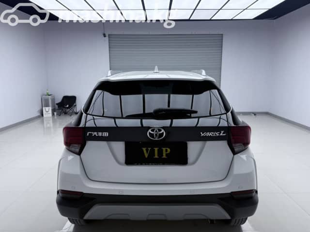 Toyota Yaris XP150 Рестайлинг L 1.5 CVT