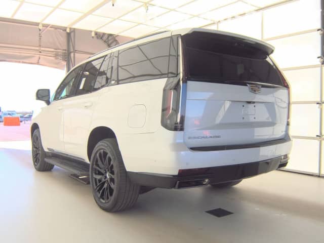 Cadillac Escalade V 3.0d AT 4WD