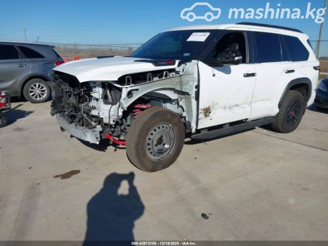 Toyota Sequoia III 3.5hyb AT 4WD