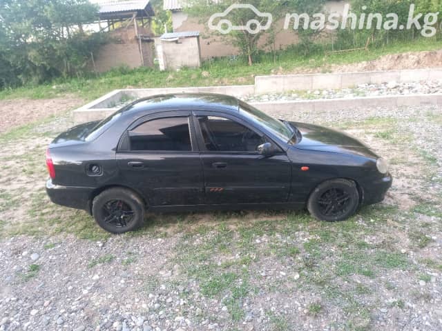 Chevrolet Lanos I 1.5 MT