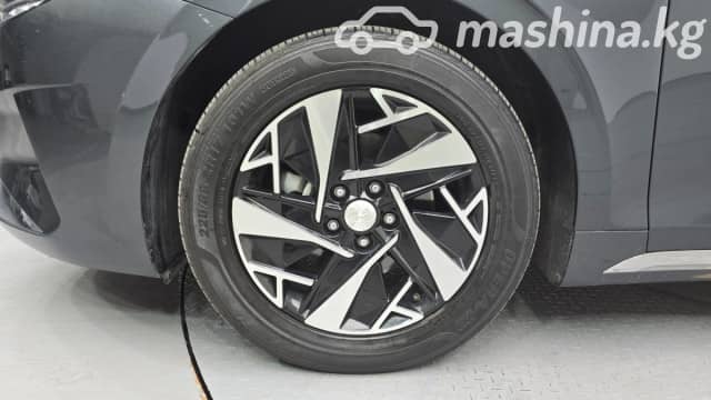 Hyundai Grandeur VI Рестайлинг 2.4hyb AT