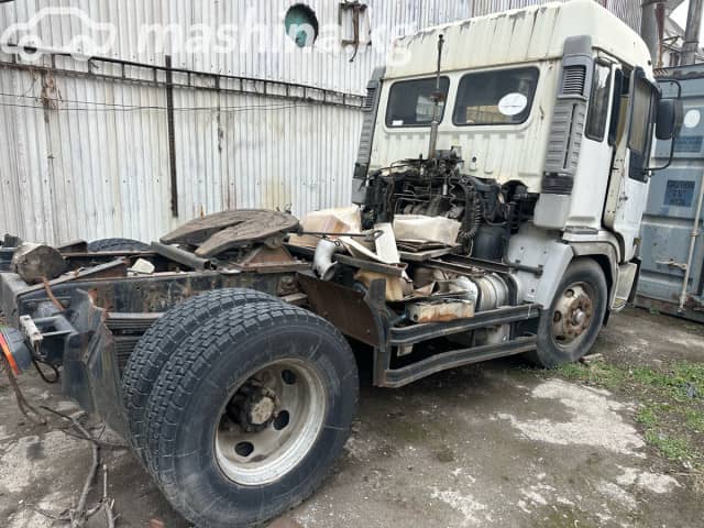 Hino 700