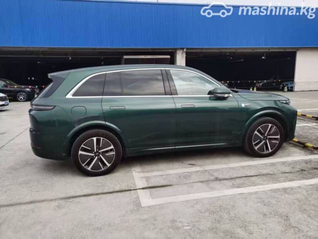LiXiang L7 Рестайлинг 1.5hyb AT 4WD
