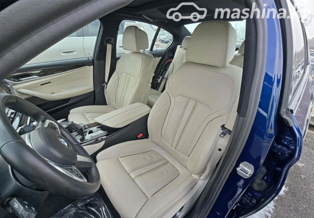 BMW 5 серии VII (G30/G31) M550i xDrive 4.4 AT 4WD