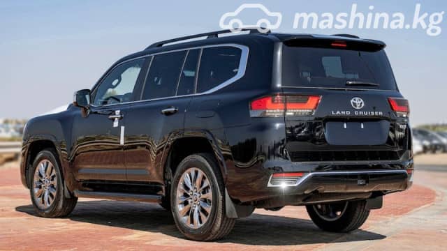 Toyota Land Cruiser 300 Series 3.5 AT 4WD
