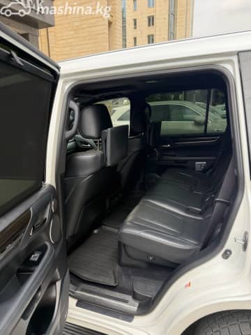 Lexus LX III Рестайлинг 2 570 5.7 AT 4WD