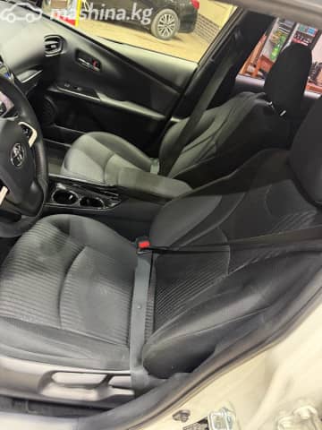Toyota Prius IV (XW50) 1.8hyb CVT