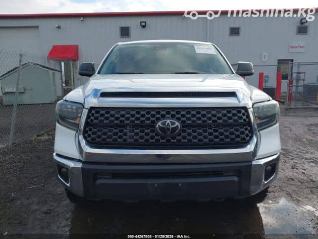 Toyota Tundra II Рестайлинг CrewMax 5.7 AT 4WD