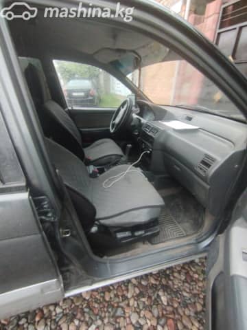 Mitsubishi Space Wagon II 2.0 MT
