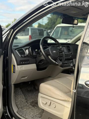 Kia Carnival III 2.2d AT