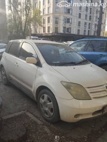 Toyota Ist I 1.3 AT