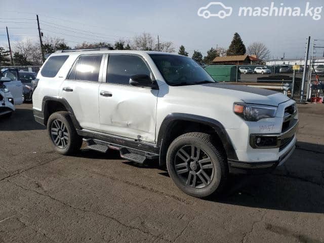 Toyota 4Runner V Рестайлинг 4.0 AT 4WD
