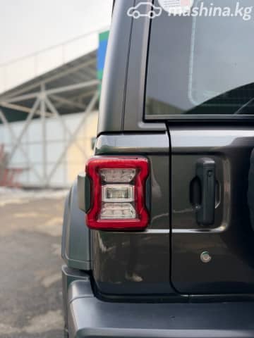Jeep Wrangler IV (JL) 2.0 AT 4WD