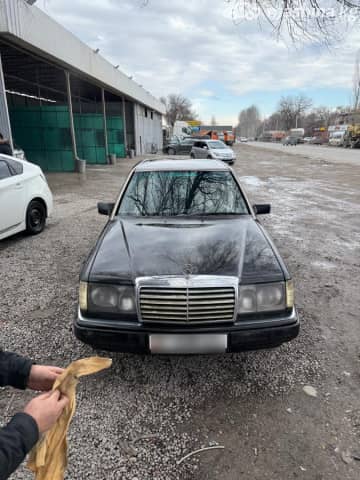 Mercedes-Benz W124 300 3.0d AT