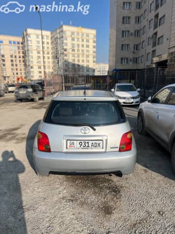 Toyota Ist I 1.3 AT