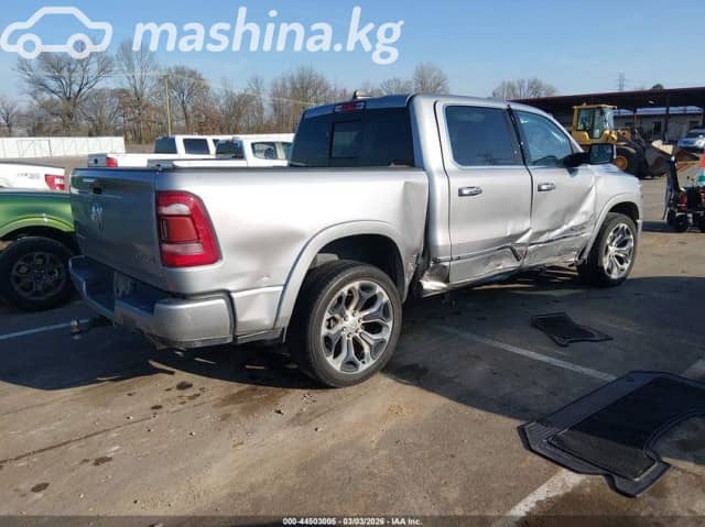 RAM 1500 V Quad Cab 5.7 AT 4WD