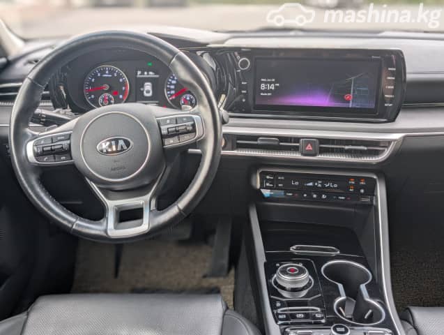 Kia K5 III 2.0 AT