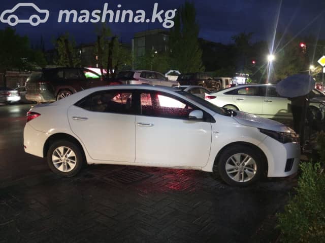 Toyota Corolla XI (E160, E170, E180) Рестайлинг 1 1.6 CVT