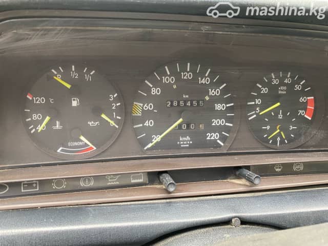 Mercedes-Benz W124 320 3.2 MT 4WD