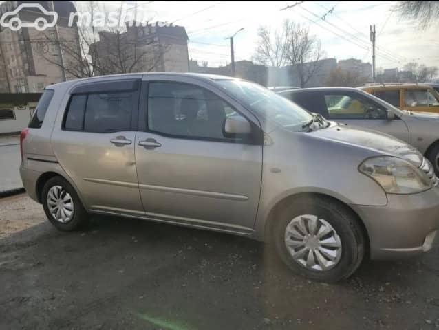 Toyota Raum II 1.5 AT