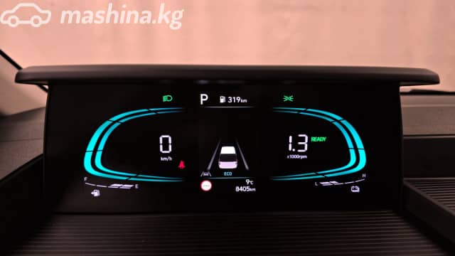 Hyundai Staria 1.6hyb AT