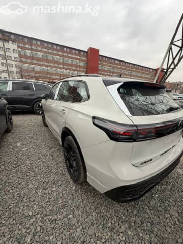 Volkswagen Tiguan III (China Market) 2.0 AMT 4WD