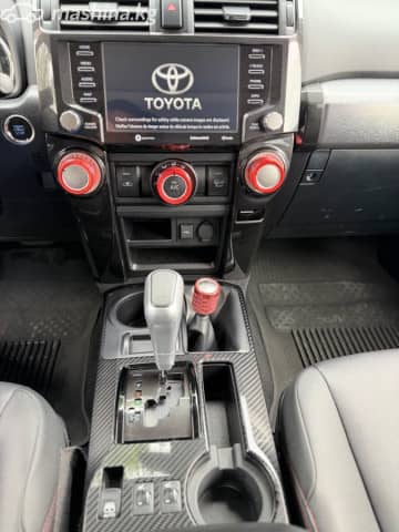 Toyota 4Runner V Рестайлинг 4.0 AT 4WD