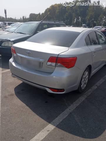 Toyota Avensis III Рестайлинг 2.0 MT