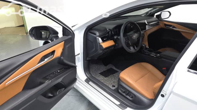 Toyota Camry IX (XV80) 2.5hyb CVT