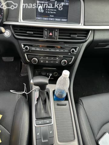 Kia K5 II 2.0 AT