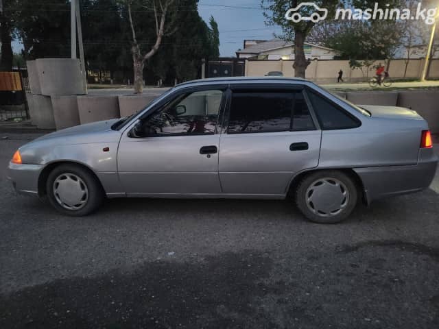 Daewoo Nexia I Рестайлинг 1.5 MT