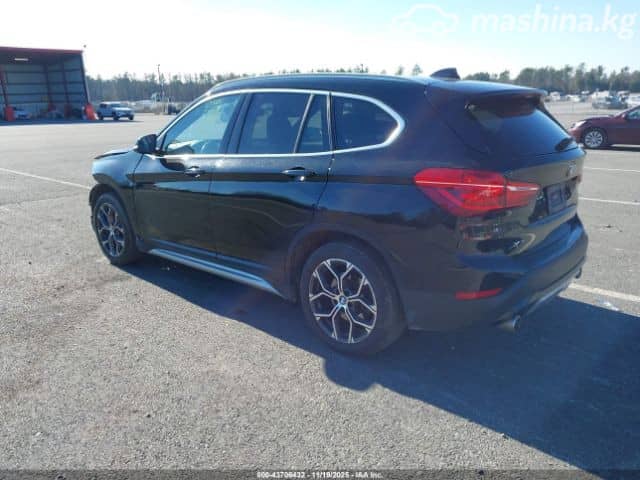 BMW X1 II (F48) Рестайлинг 28i xDrive 2.0 AT 4WD