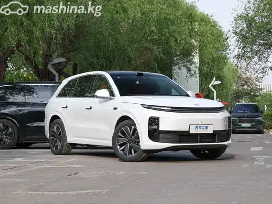 LiXiang L6 1.5hyb AT 4WD
