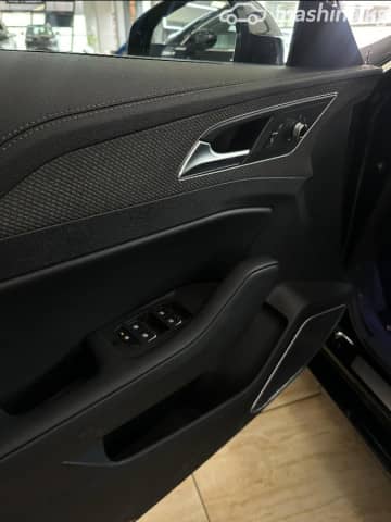 Hongqi H5 I 1.8 AT