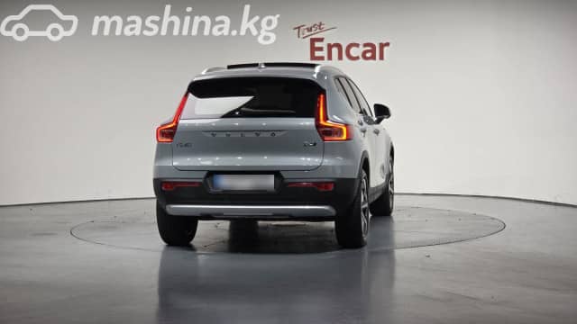 Volvo XC40 I 2.0 AT 4WD