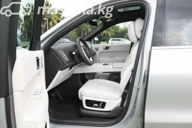 LiXiang L9 Рестайлинг 1.5hyb AT 4WD