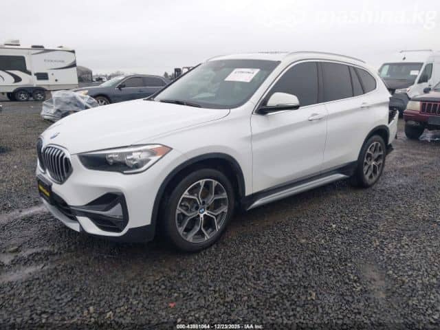 BMW X1 II (F48) Рестайлинг 28i xDrive 2.0 AT 4WD