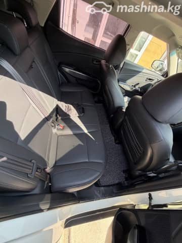 SsangYong Tivoli I Рестайлинг 1.5 AT