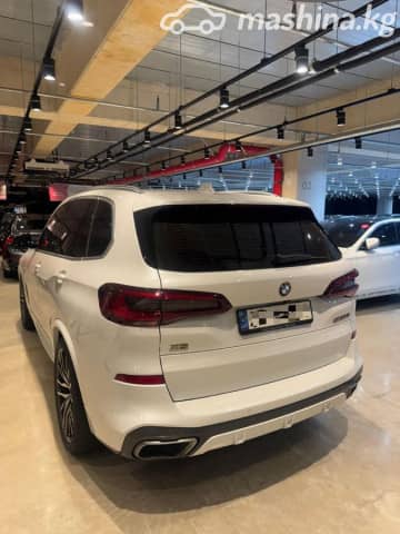 BMW X5 IV (G05/G18) 50i 4.4 AT 4WD