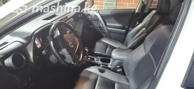 Toyota RAV4 IV (XA40) Рестайлинг 2.5 AT 4WD