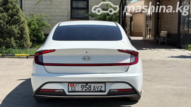 Hyundai Sonata VIII (DN8) 2.0 AT
