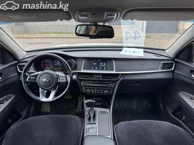 Kia K5 II 2.0 AT