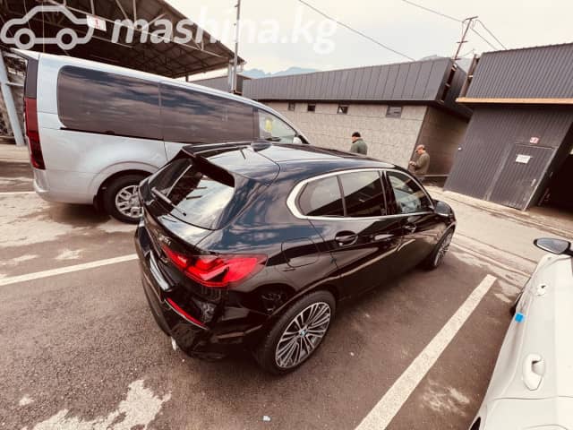 BMW 1 серии III (F40) 120i 2.0 AMT